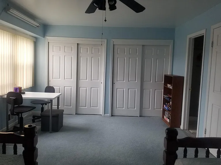 3801 N Oaks Blvd — Photo 13