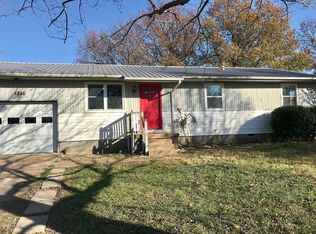 1114 Brad St, Oswego, KS 67356