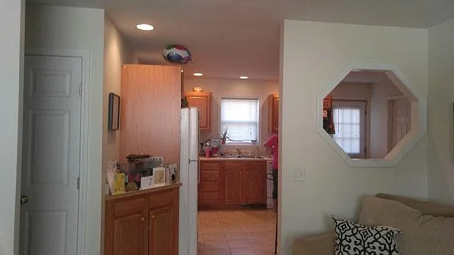 502 Race St — Photo 9