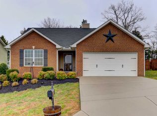 1747 Thebes Ln, Powell, TN 37849
