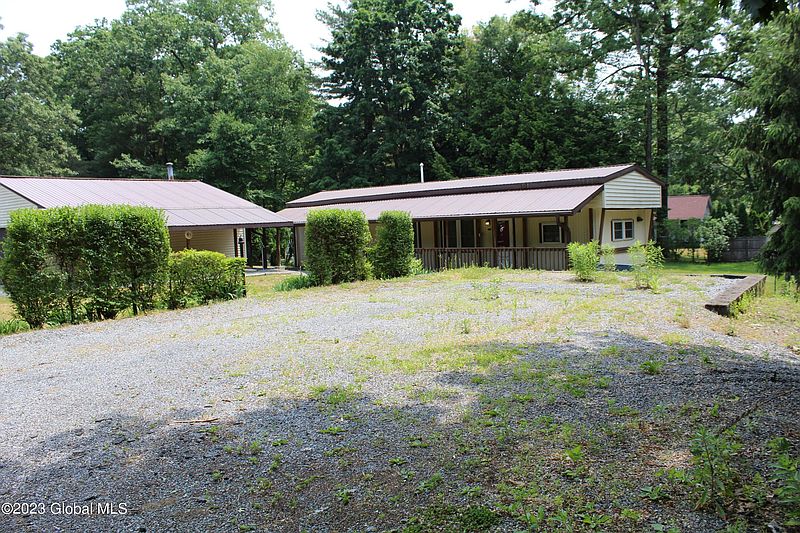 2nd image of 760 Arnold Street