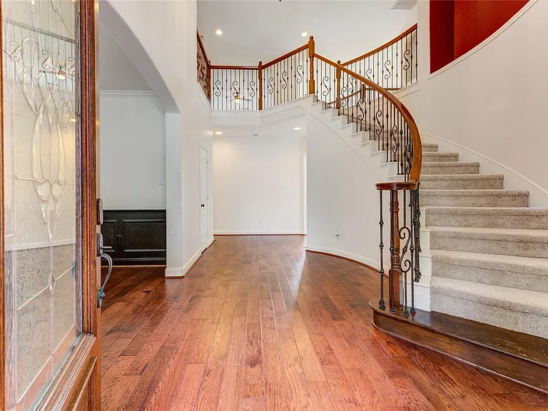 1335 Altavilla Ln — Photo 7