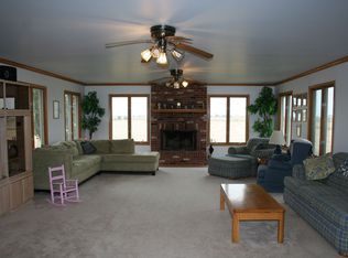 15960 White Willow Rd, Newark, IL 60541