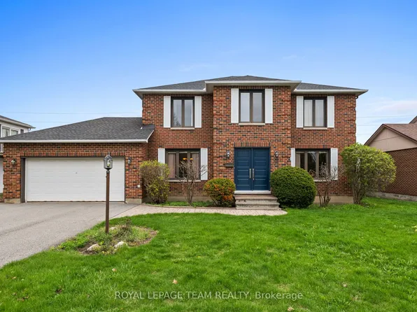 28 Parmalea Cres, Ottawa, ON K2E 7J2