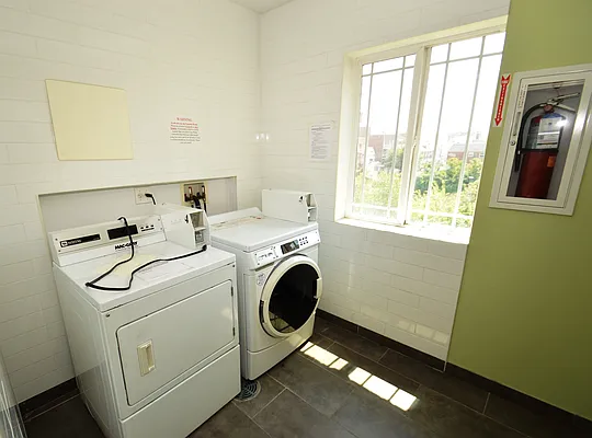 Rented by Laffey Real Estate | media 32