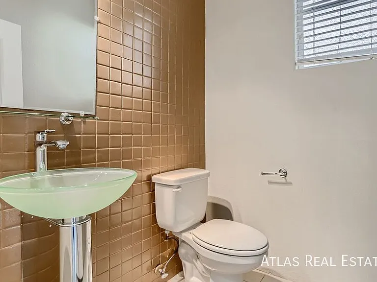 10744 Tuscan Ct — Photo 11