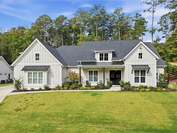 565 Mountain Rd, Woodstock, GA 30188