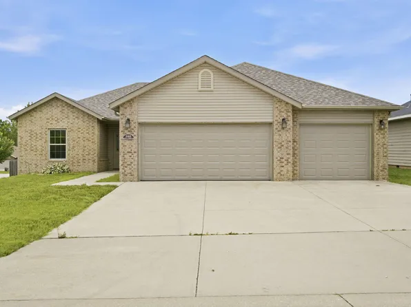 3103 N Albertha Avenue, Springfield, MO 65803