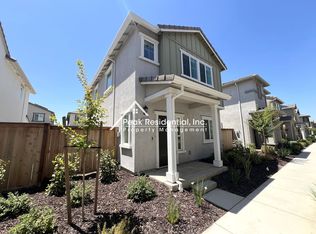 7041 Santa Venetia Pl, Roseville, CA 95747