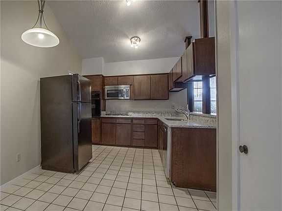 4th image of 6217 Wheaton Dr