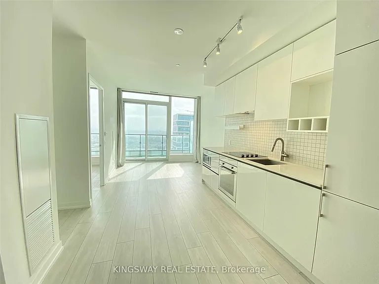 898 Portage Pkwy #Penthouse 05 — Photo 4