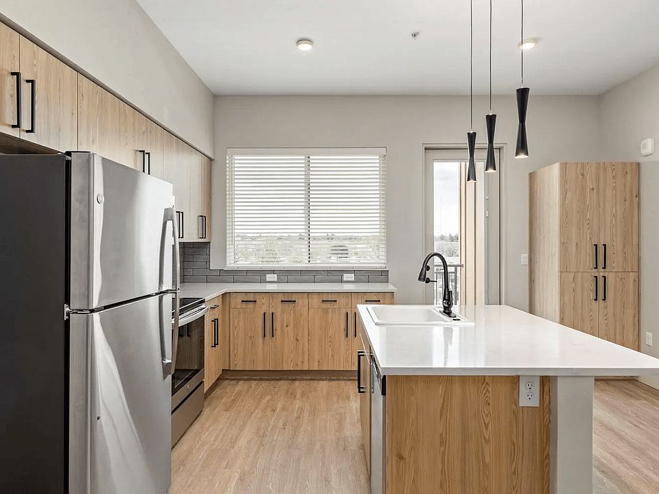 Premium Kitchen Finishes (Bluebird)