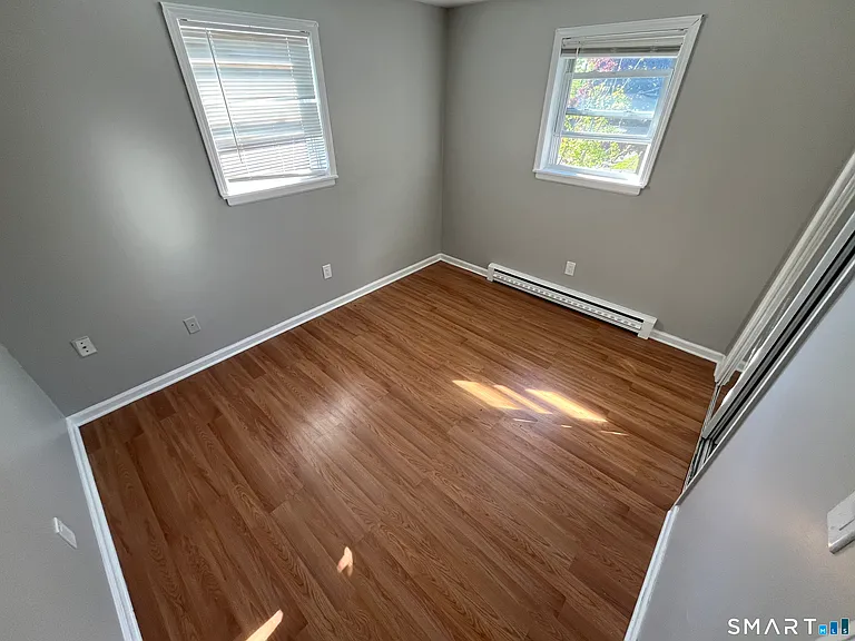 322 Emmett St — Photo 6