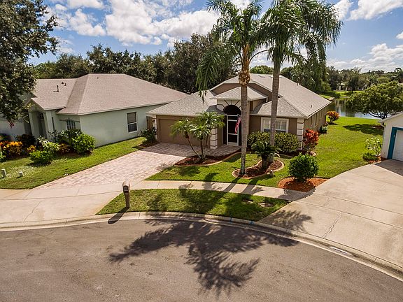 3rd image of 2505 Tara Ct