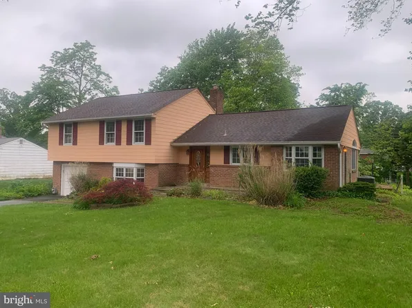 106 White Oak Rd, North Wales, PA 19454