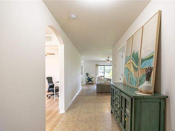 3rd image of 727 Morningview CT