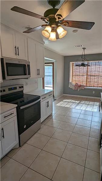 3 bed, 1424 sqft, $2,295 — Photo 4