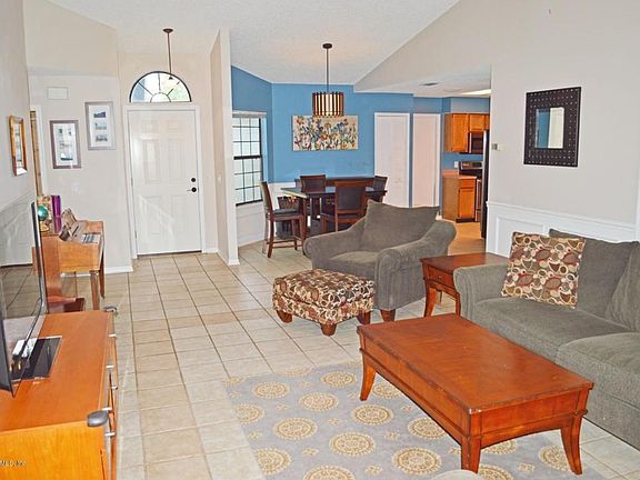 5th image of 222 Winter Springs Way