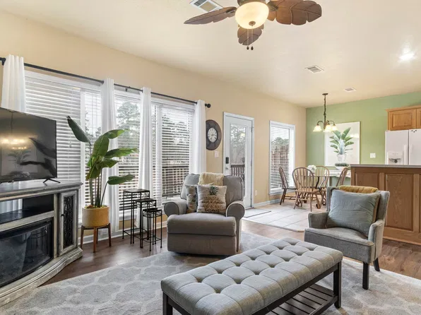 126 Chambers Pt APT A, Hot Springs, AR 71913