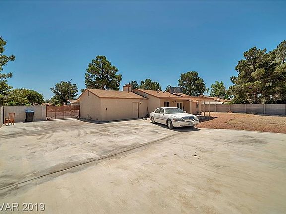 4th image of 4437 Palomino Estates St