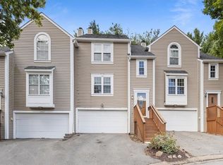 2689 Hunters Point Dr, Wexford, PA 15090