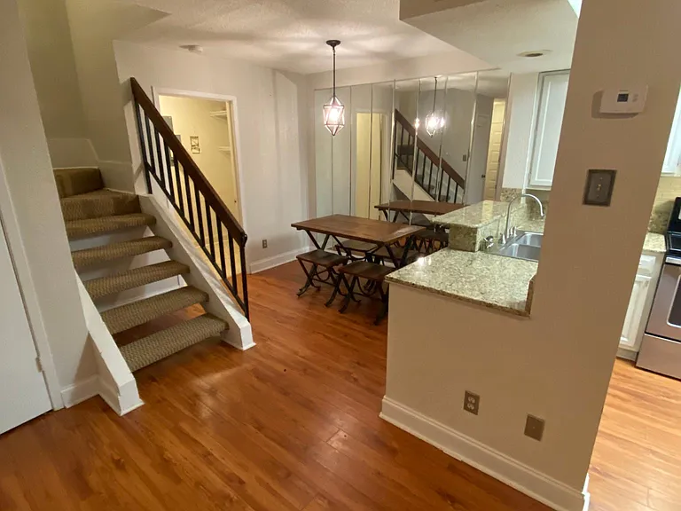 1304 E Bayou Pkwy #3C — Photo 6