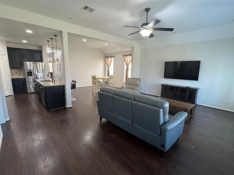 5310 Royal Press Dr — Photo 5