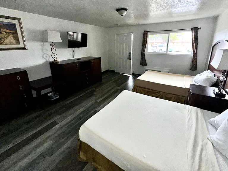 2530 Bloomfield Hwy — Photo 2
