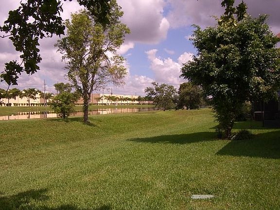 5th image of 2249 Nova Village Dr