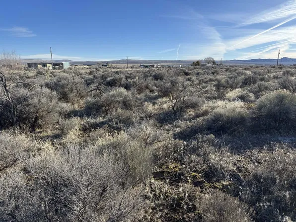 Cedar St, Christmas Valley, OR 97641