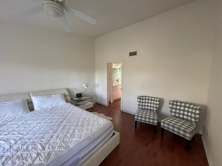 7473 Glendevon Ln #407 — Photo 13