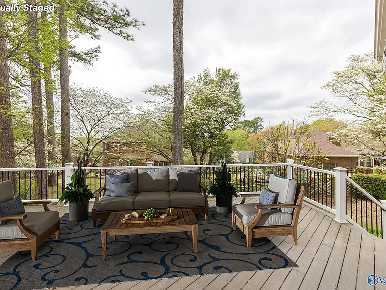 481 Brenda Dr — Photo 37
