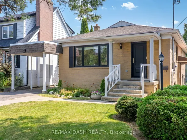 111 Gorman Park Rd, Toronto, ON M3H 3K7