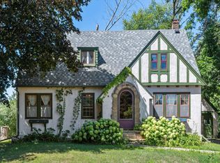 8056 Rose St, Victoria, MN 55386