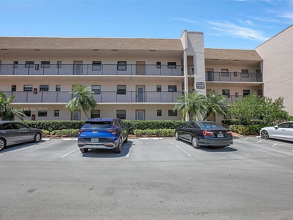 3rd image of 10220 NW 30th Ct APT 210