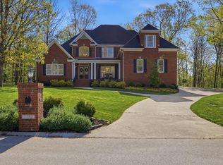 2590 Bristlecone Ln, Signal Mountain, TN 37377