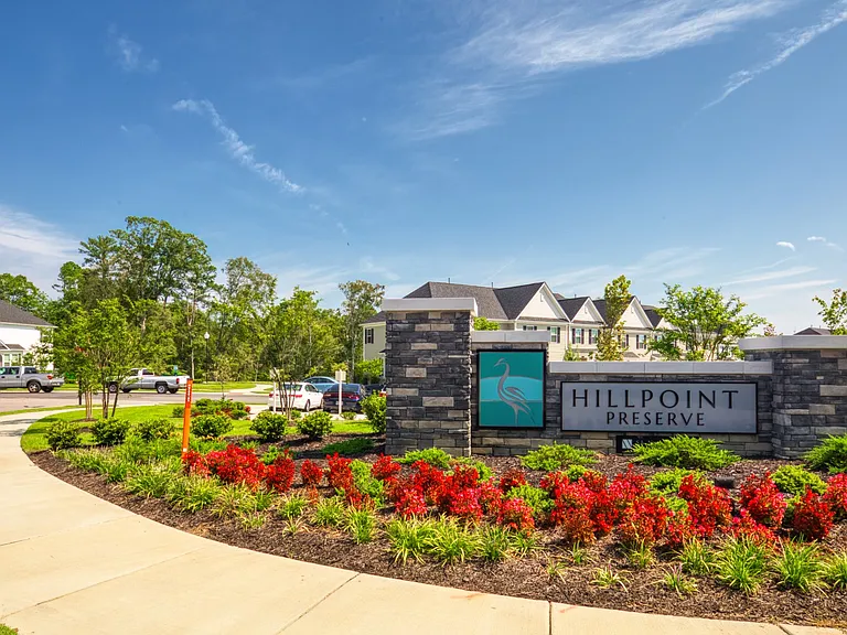 Hillpoint Preserve Townhome Apartments — Photo 2