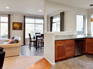 6015 NE 1st Cir, Renton, WA 98059