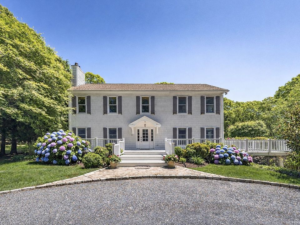 1st image of 344 Accabonac Rd