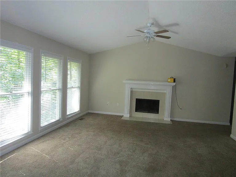 2429 Thompson Mill Rd — Photo 14