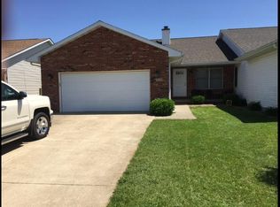 3832 Brandonshire Dr, Springfield, IL 62704