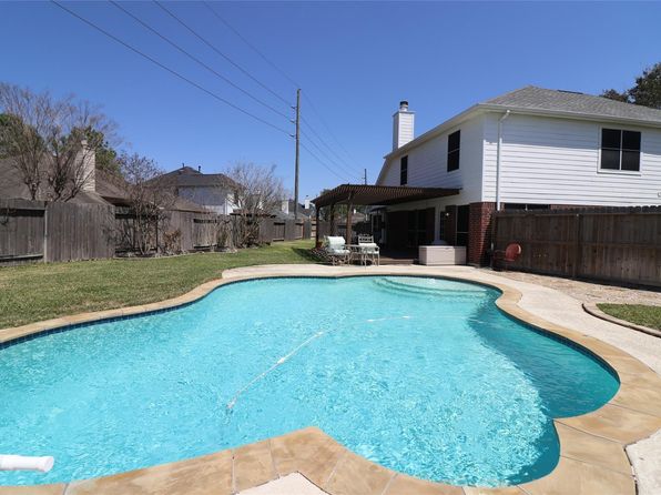 24422 Travis House Ln