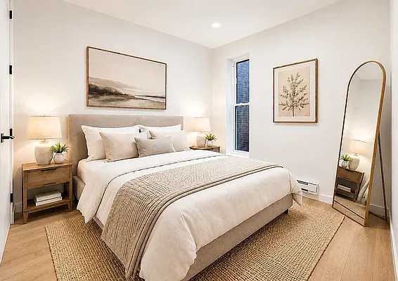 Bedroom, photo 1