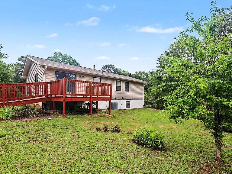 2120 Sandgate Cir — Photo 26