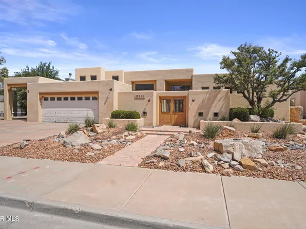 12223 Chisholm Pass Dr, El Paso, TX 79936