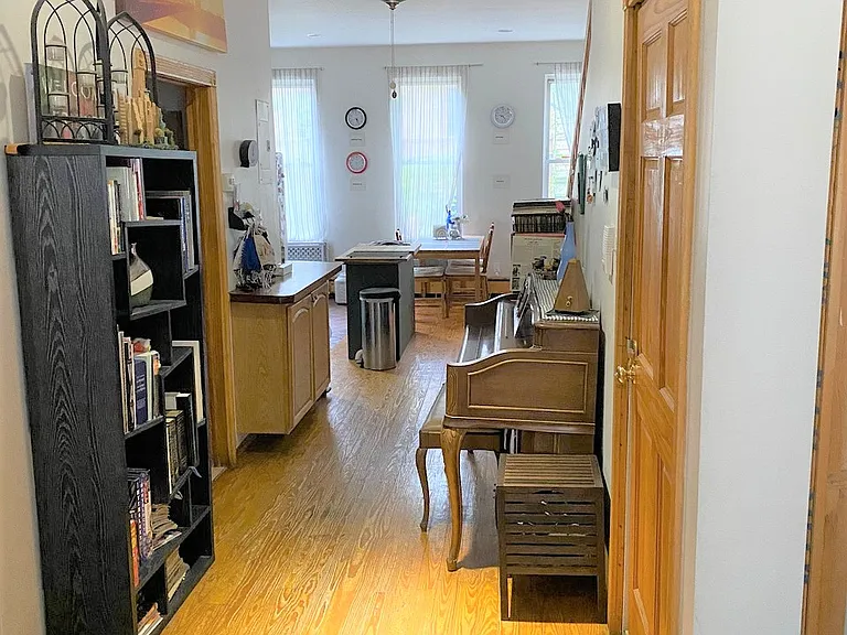 516 W 157th St #2A — Photo 3
