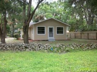 10598 W Halls River Rd, Homosassa, FL 34448