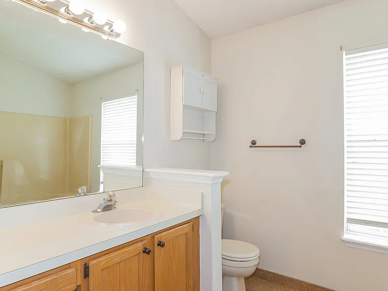 7624 Pilgrims Trace Dr — Photo 13