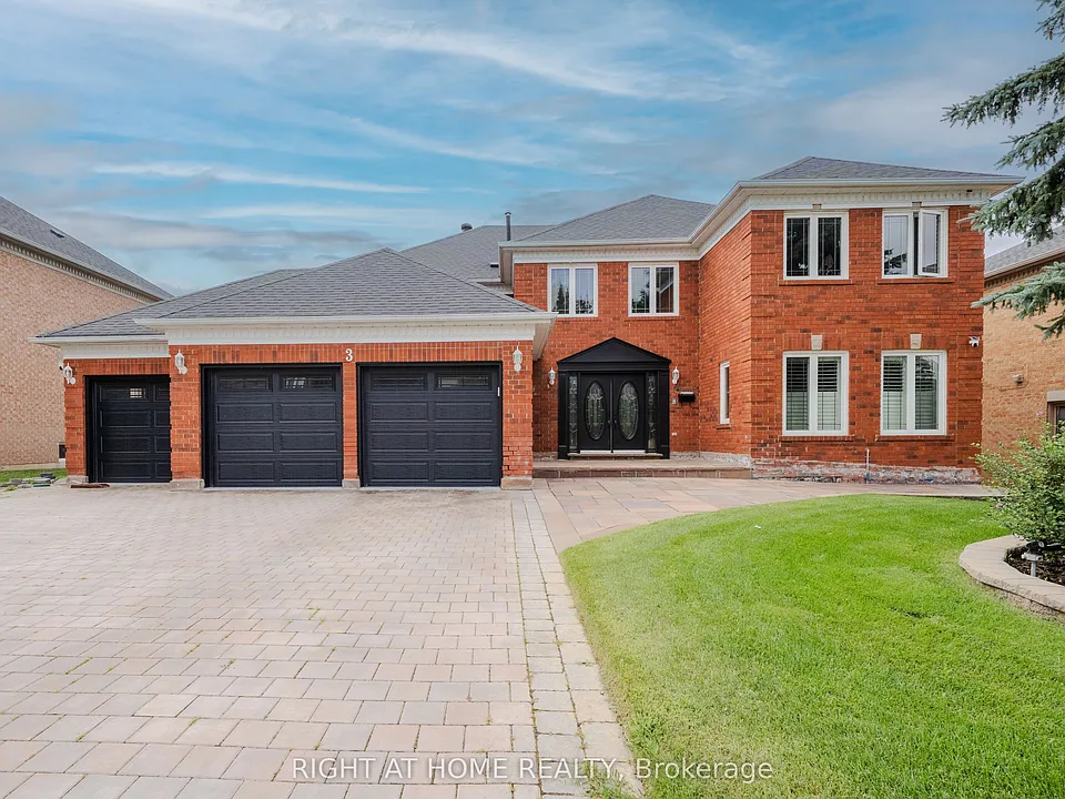 3 Glenayr Rd #LOWER