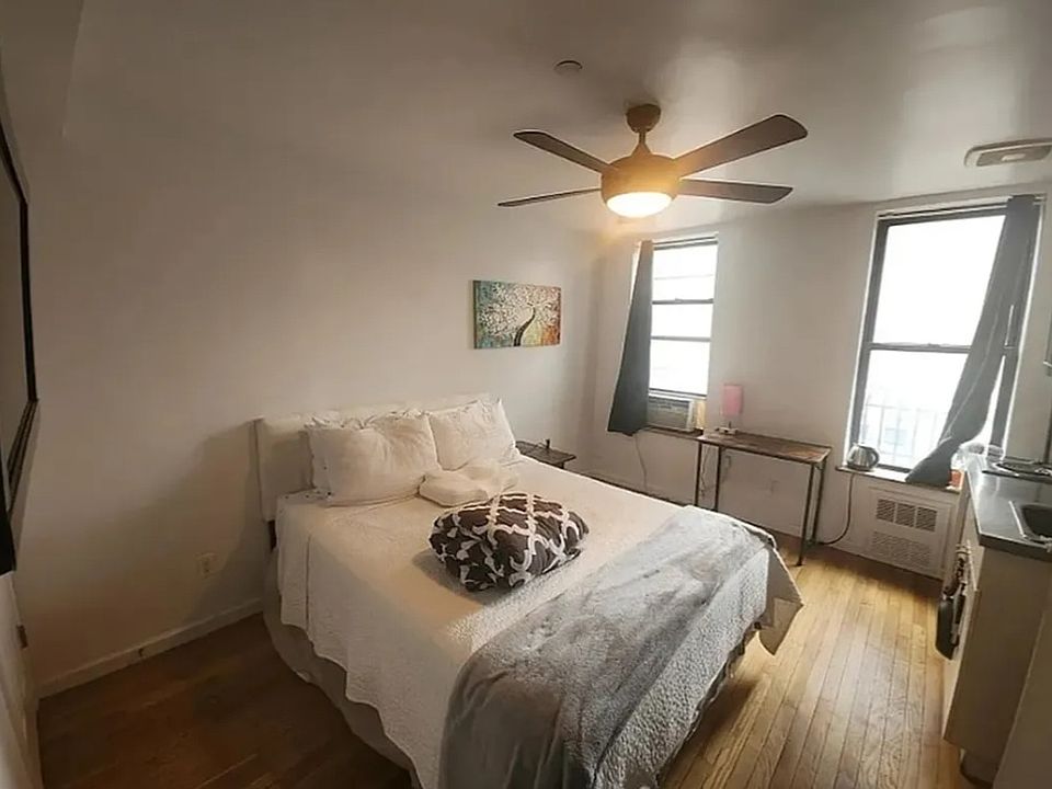 2nd image of 340 Amsterdam Ave #3O1